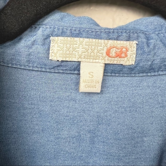 GB Gianni Bini Split Back Chambray Tunic - Picture 5 of 7